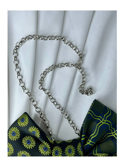 Närbild av halsband för handgjord slipsrosett