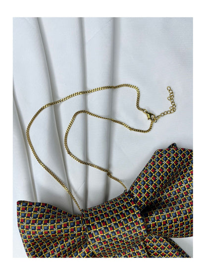 Närbild av halsband för handgjord slipsrosett
